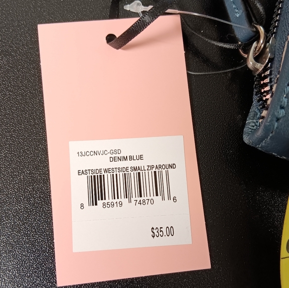 Juicy Couture Wallet (NEW) - Picture 8 of 8